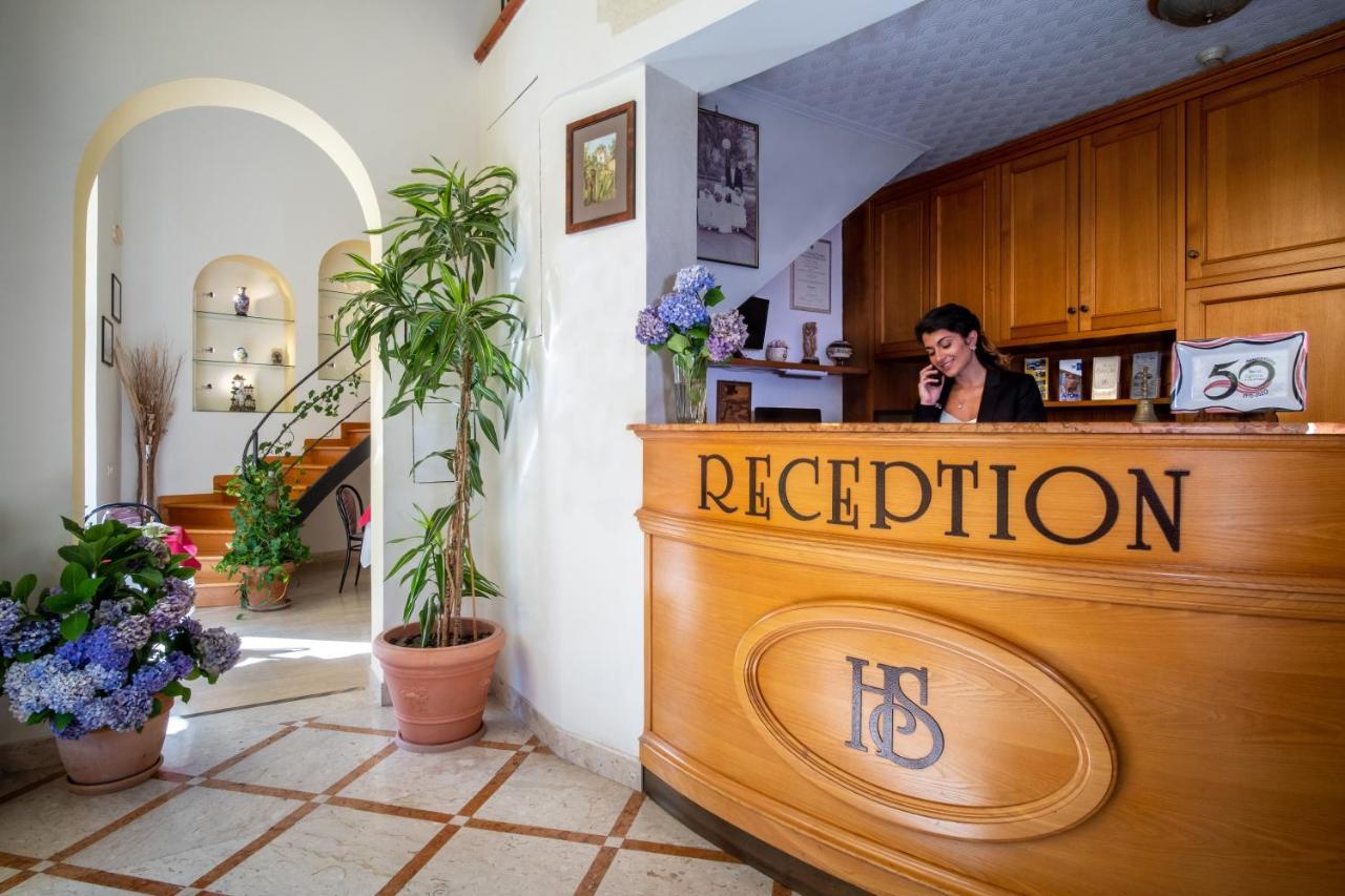 Hotel Savoia Sorrento Luaran gambar