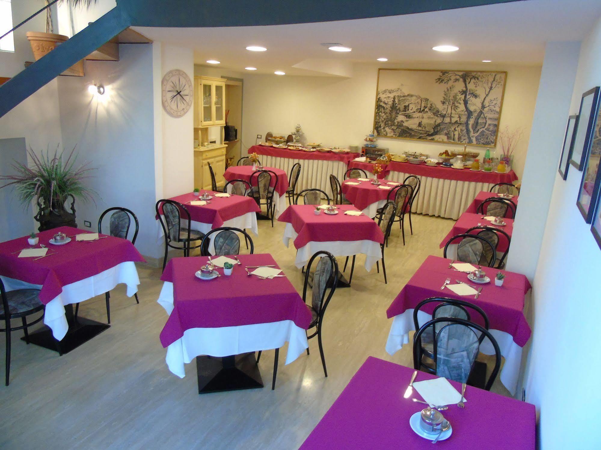 Hotel Savoia Sorrento Luaran gambar